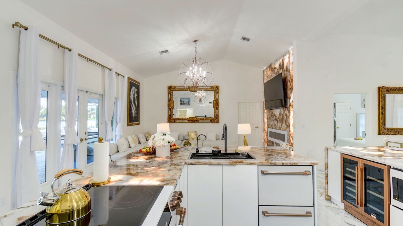 Photo of Kitchen in Greenview Shores