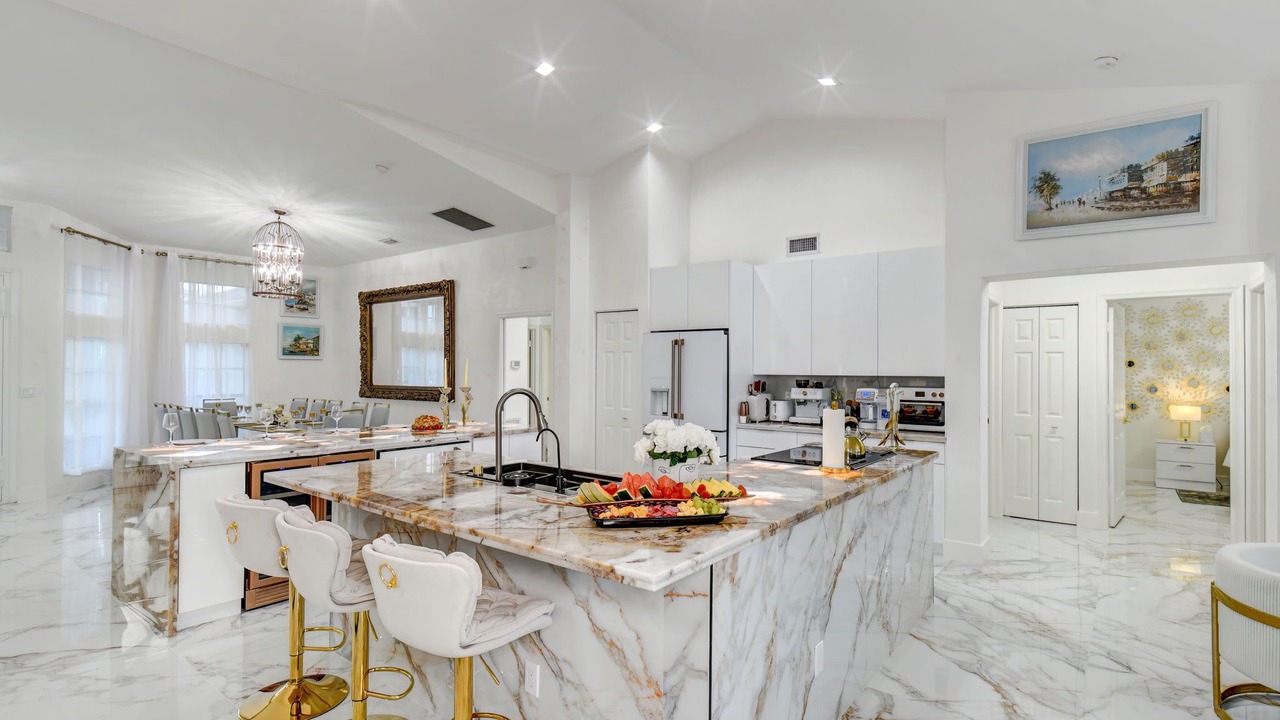 Photo of Kitchen in Greenview Shores