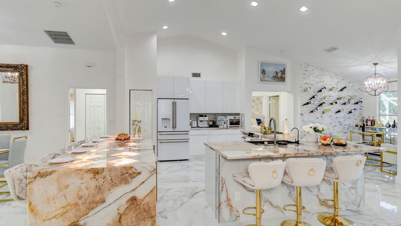 Photo of Kitchen in Greenview Shores