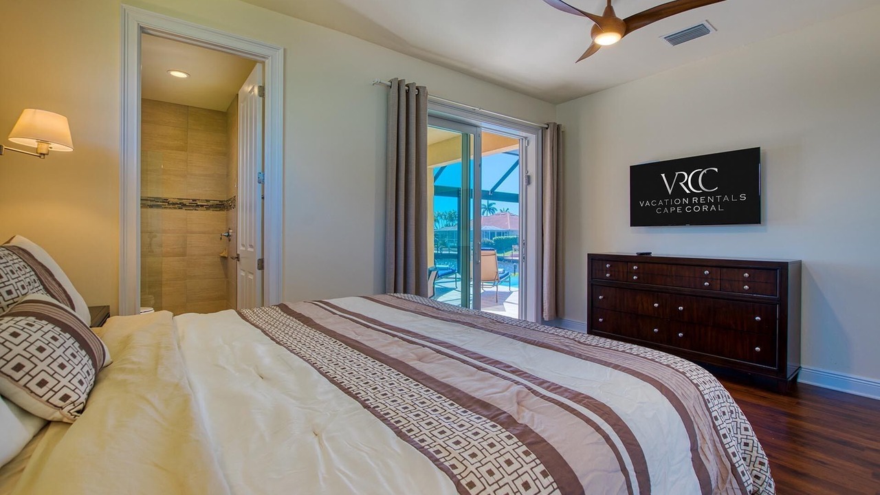 Photo of Bedroom in Eight Lakes