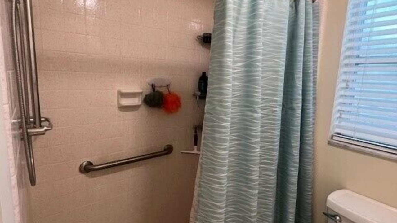Photo of Bathroom in Gulf Gate Woods
