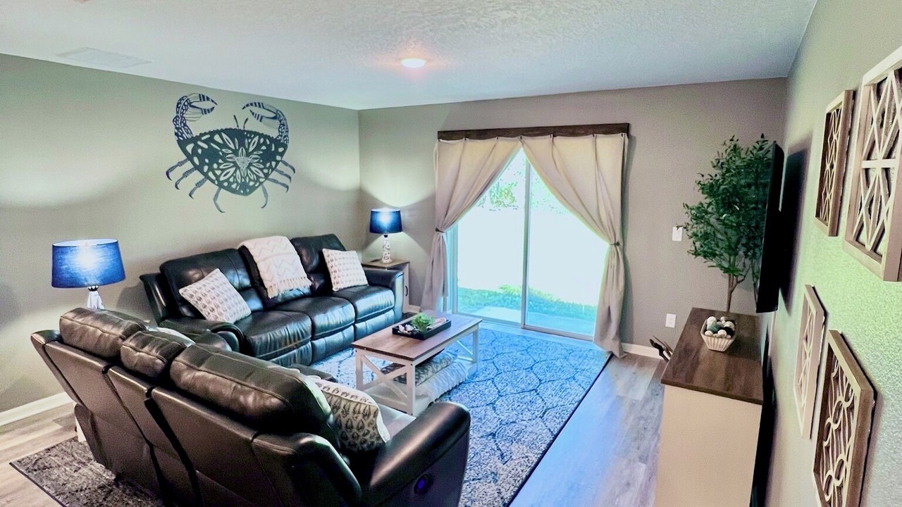 Photo of Livingroom in Indian Trails