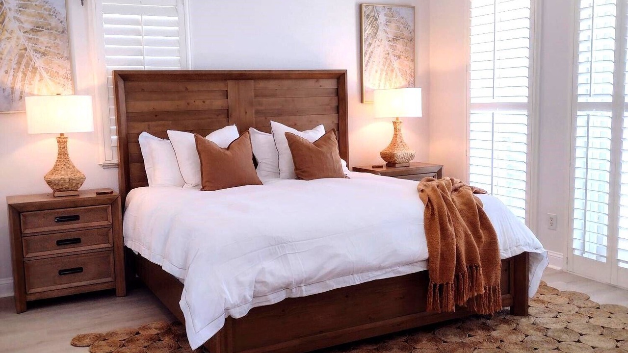 Photo of Bedroom in Marineland Acres