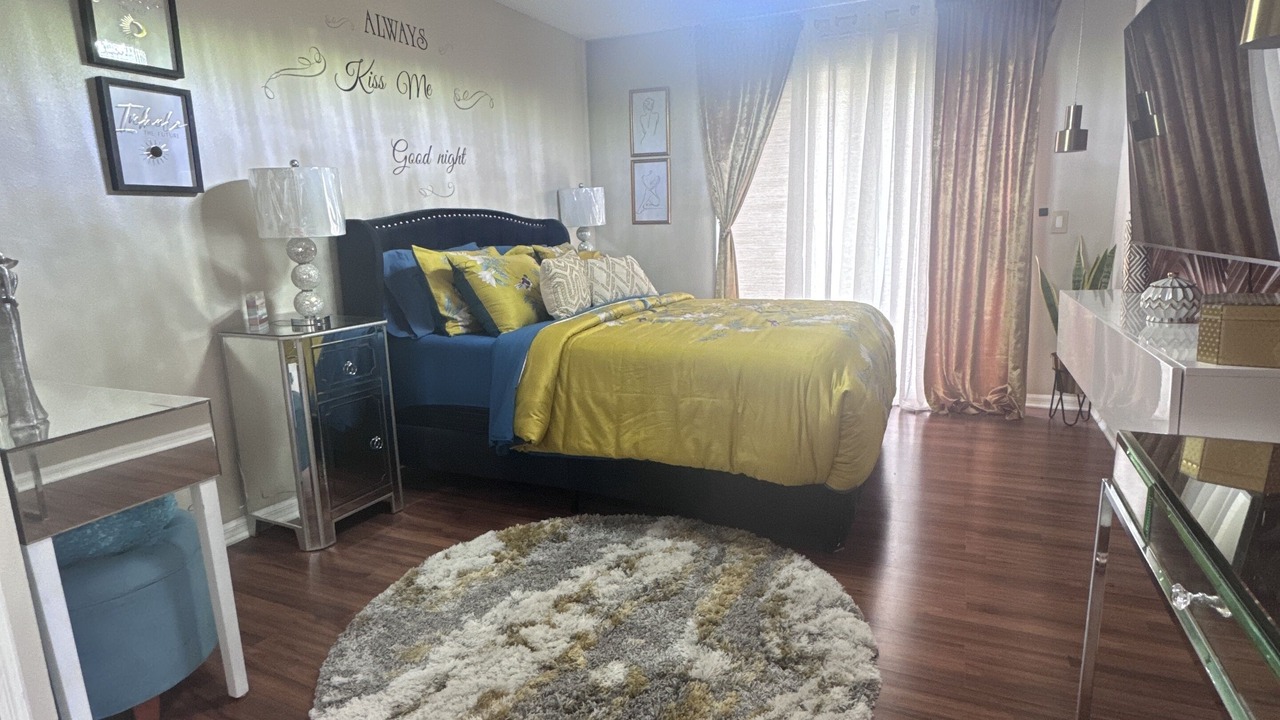 Photo of Bedroom in Lake Berkley