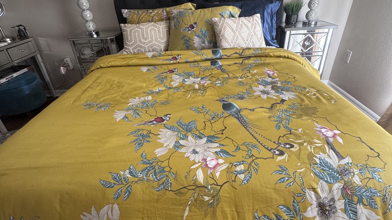 Photo of Bedroom in Lake Berkley