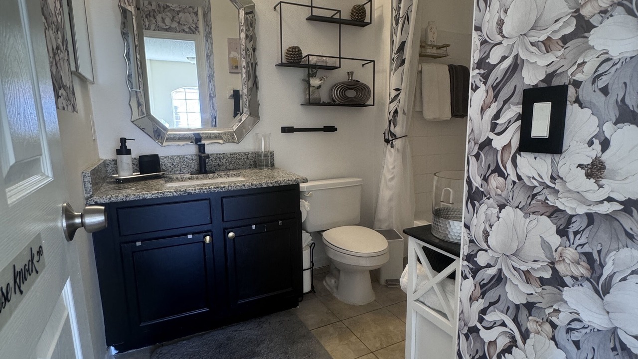 Photo of Bathroom in Lake Berkley