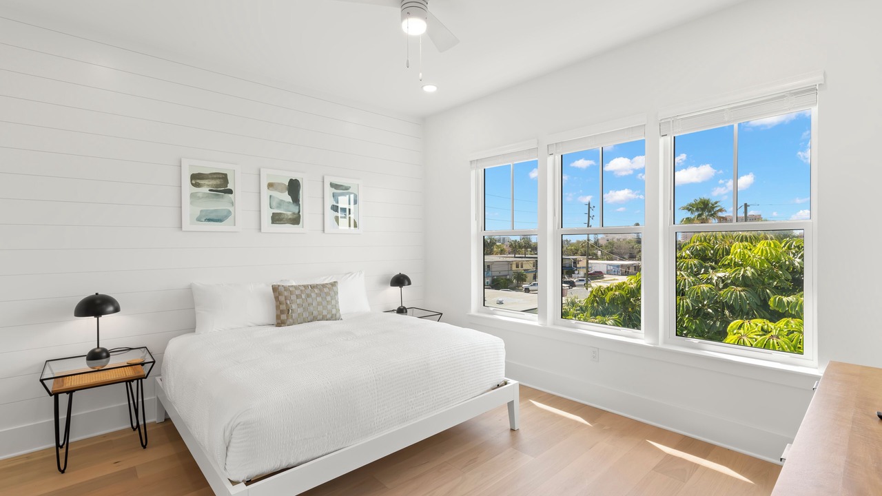 Photo of Bedroom in Clearwater Beach
