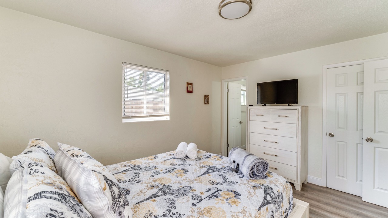 Photo of Bedroom in Greenbriar Estates