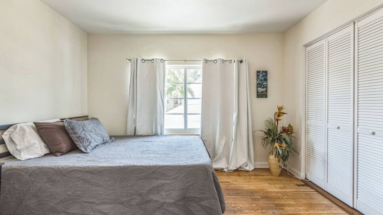 Photo of Bedroom in Crescent Lake