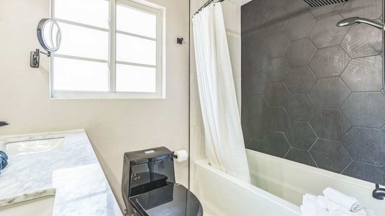 Photo of Bathroom in Crescent Lake