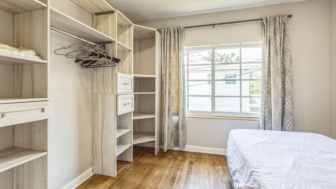 Photo of Bedroom in Crescent Lake
