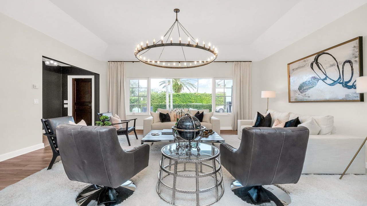 Photo of Livingroom in Florida North Atlantic Coast