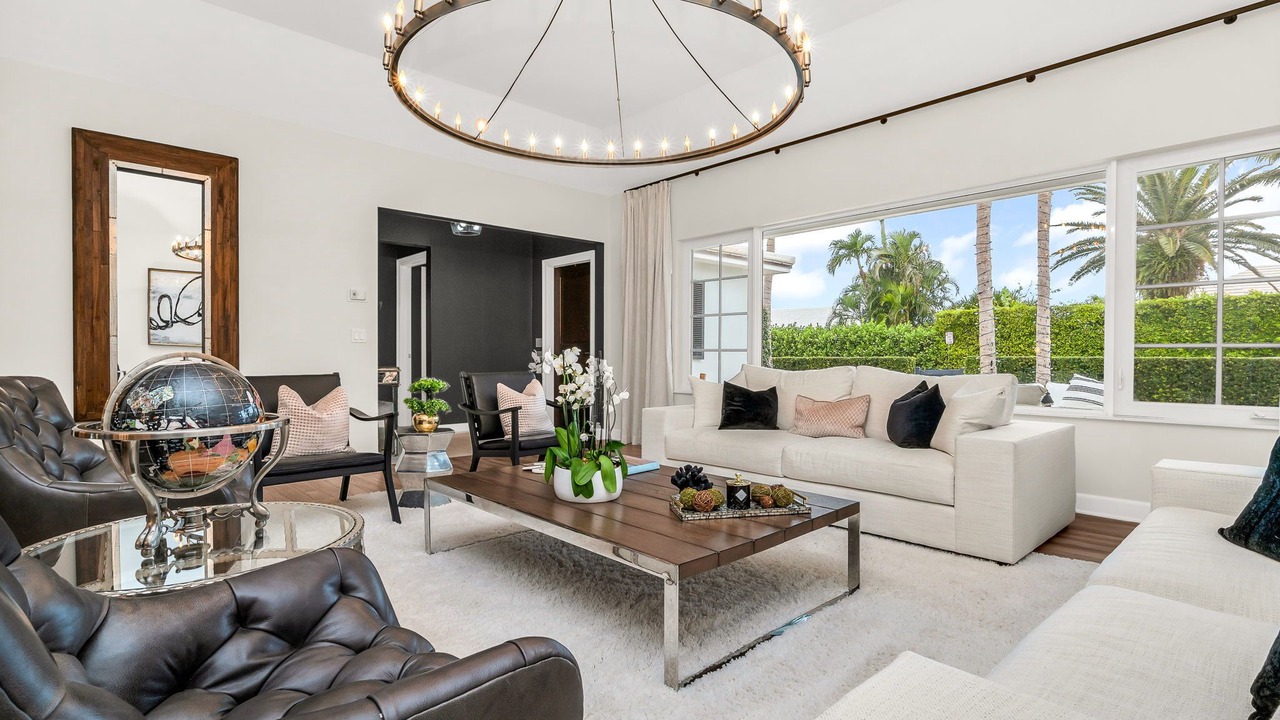 Photo of Livingroom in Florida North Atlantic Coast