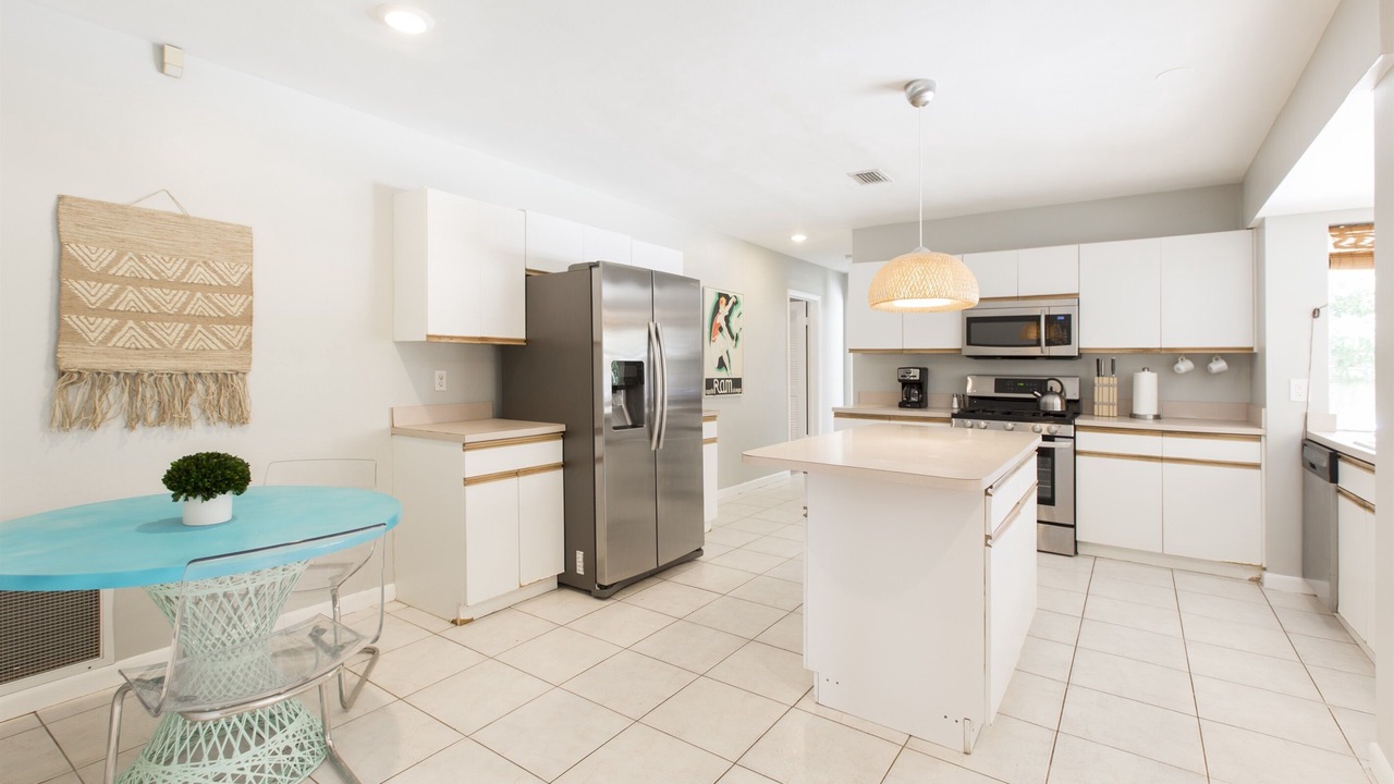 Photo of Kitchen in South Palm Park Neighborhood Association