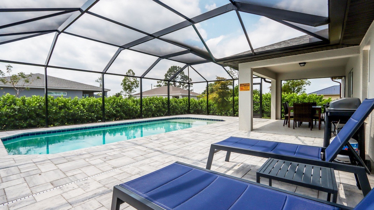 Photo of Outdoor in Jacarandas