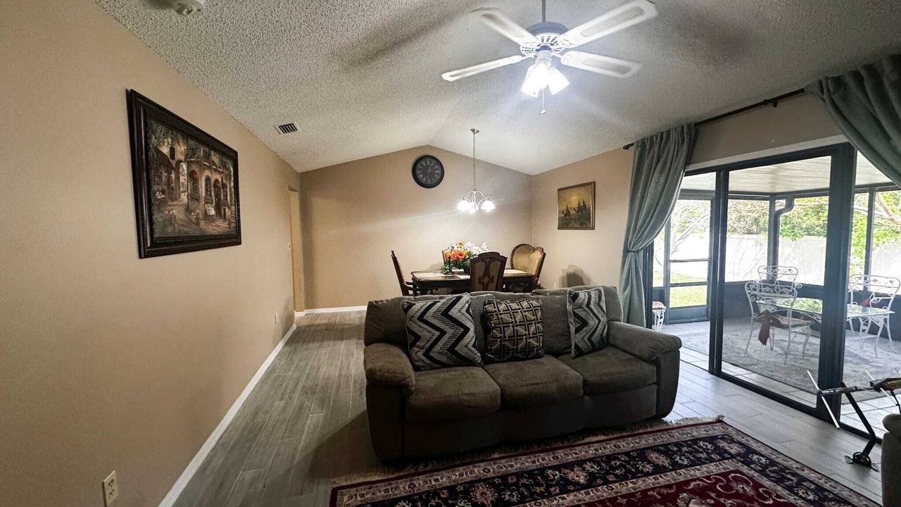 Photo of Livingroom in Interchange Square