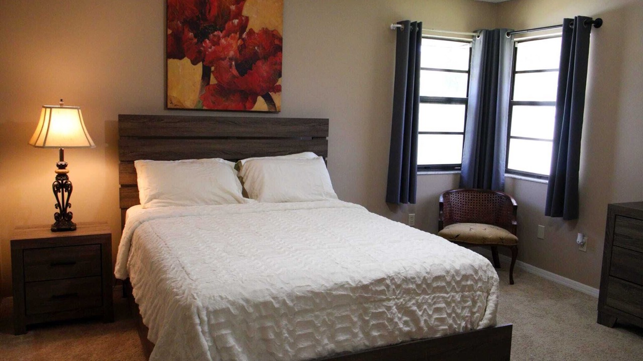 Photo of Bedroom in Interchange Square