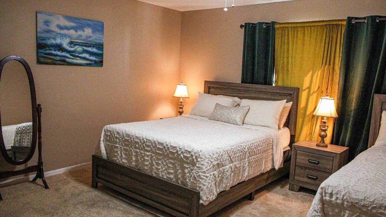 Photo of Bedroom in Interchange Square