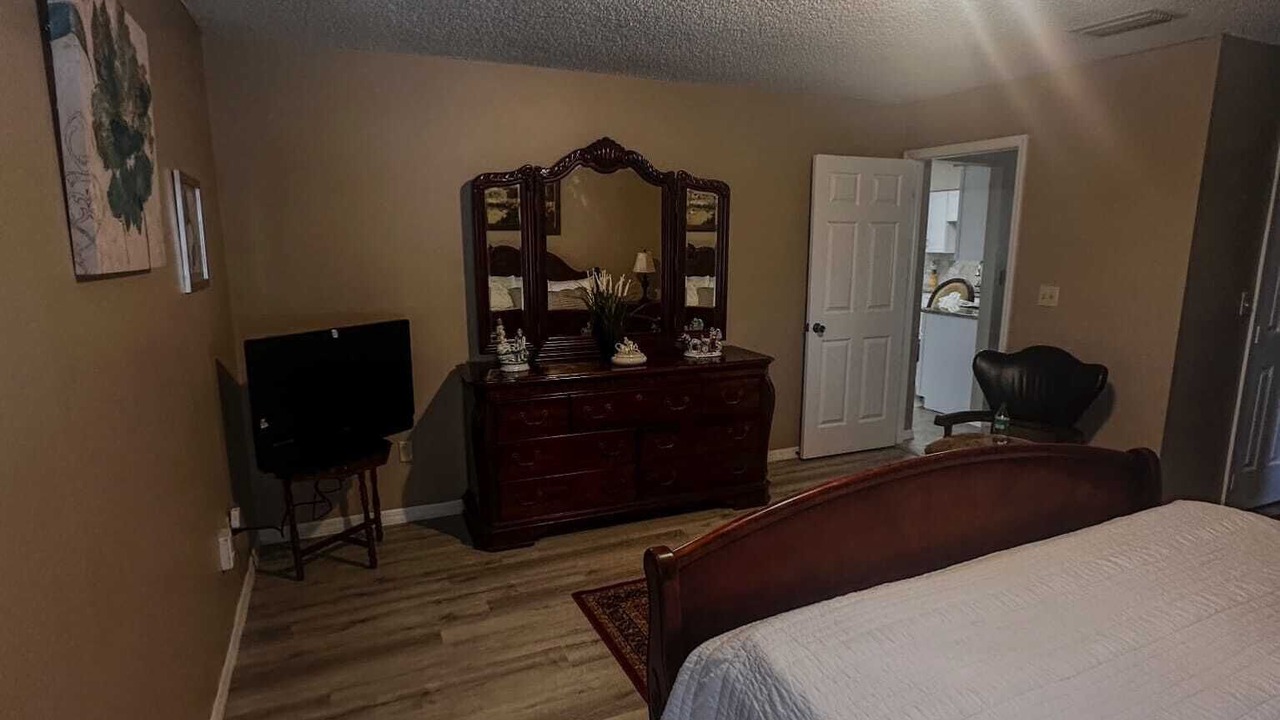 Photo of Bedroom in Interchange Square