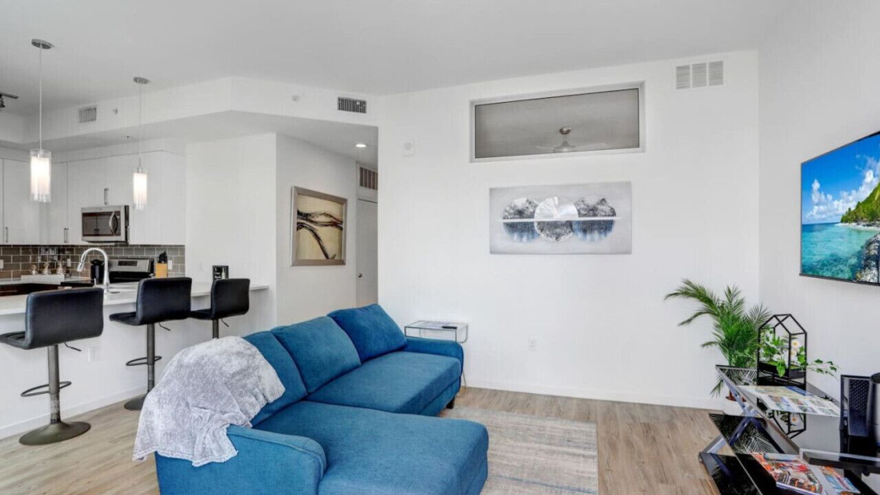 Photo of Livingroom in Downtown Tampa