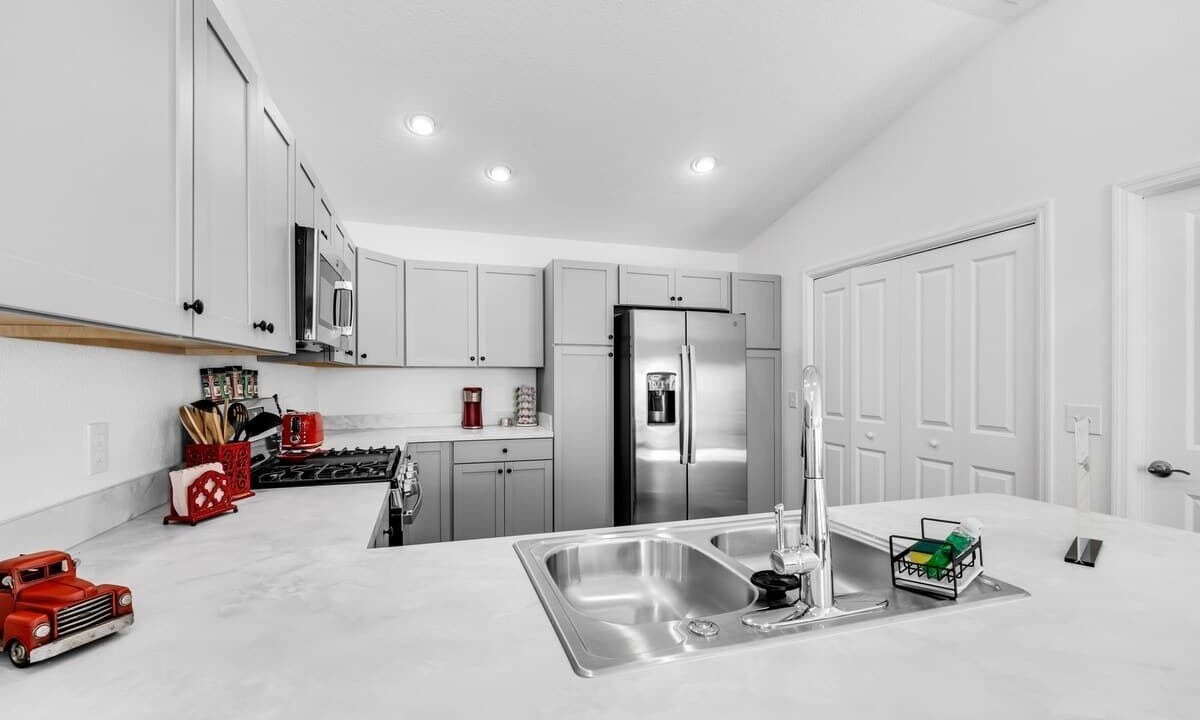 Photo of Kitchen in Okahumpka