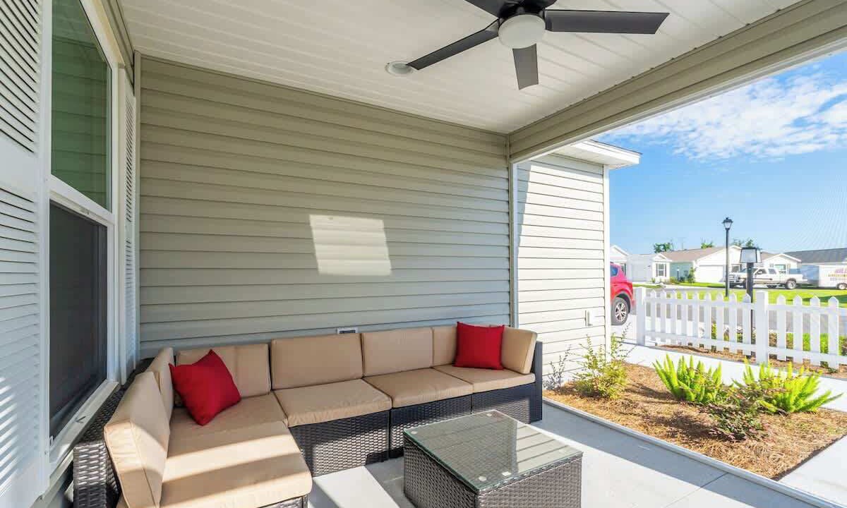 Photo of Patio Balcony in Okahumpka