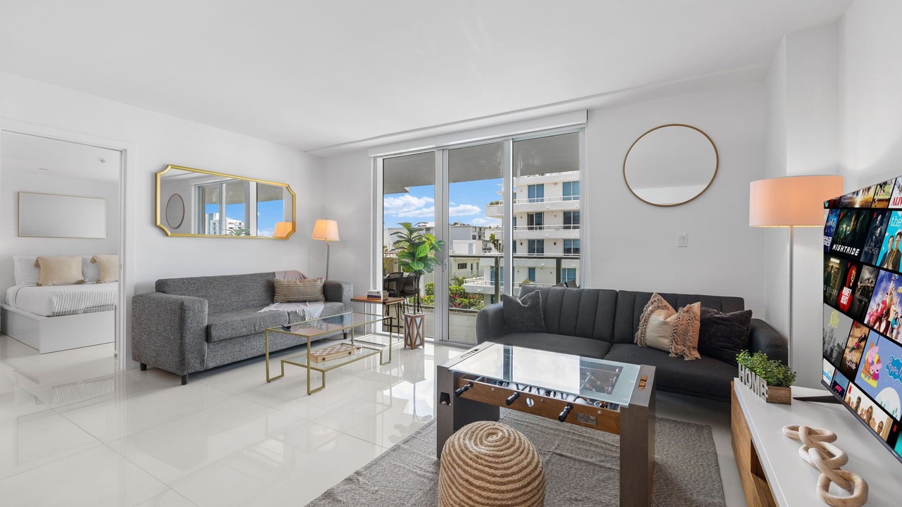 Photo of Bedroom in Bay Harbor Islands