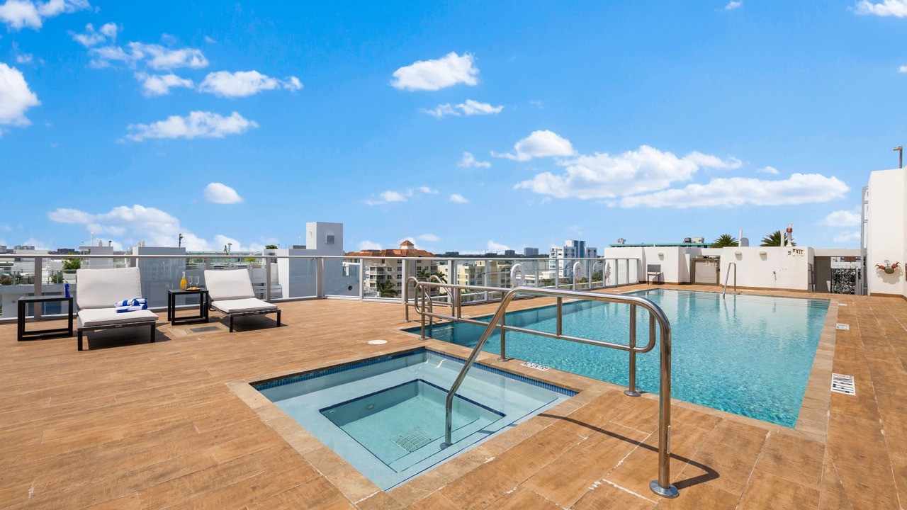 Photo of Outdoor in Bay Harbor Islands