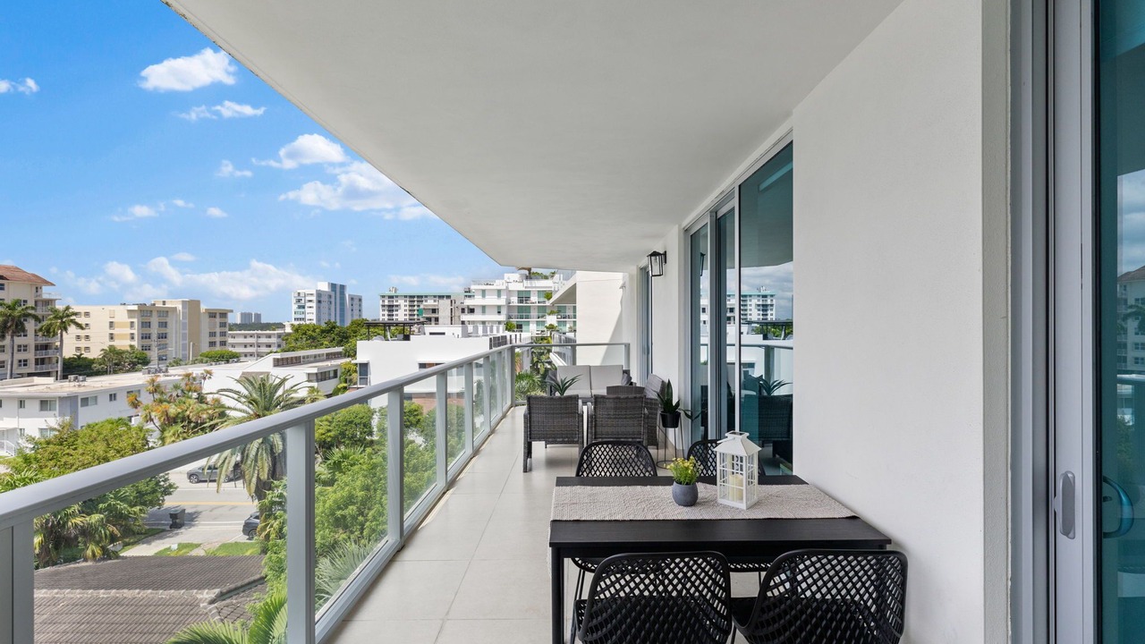 Photo of Patio Balcony in Bay Harbor Islands