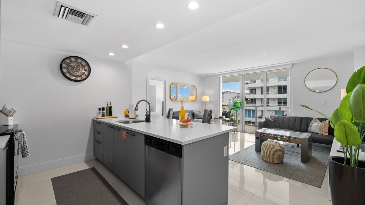 Photo of Bedroom in Bay Harbor Islands