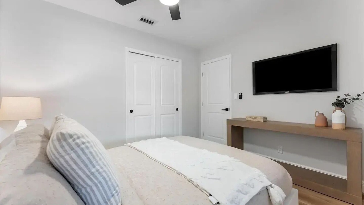 Photo of Bedroom in Edgewood
