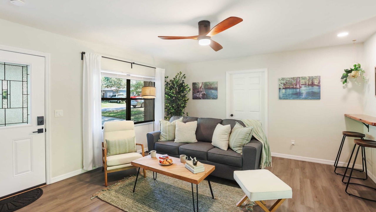 Photo of Livingroom in High Springs