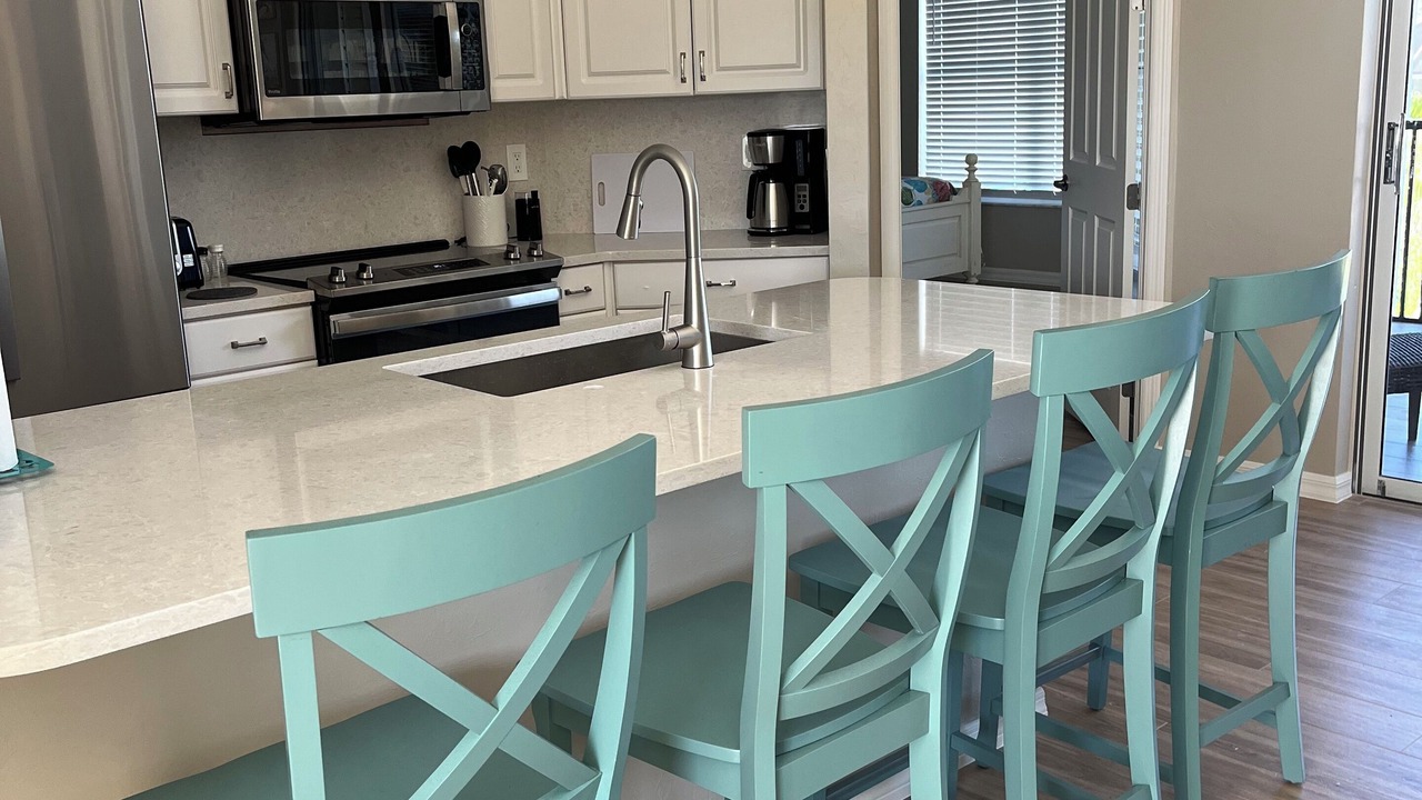 Photo of Kitchen in Mid Island