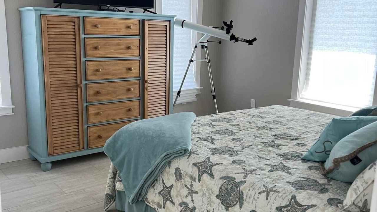 Photo of Bedroom in Steinhatchee