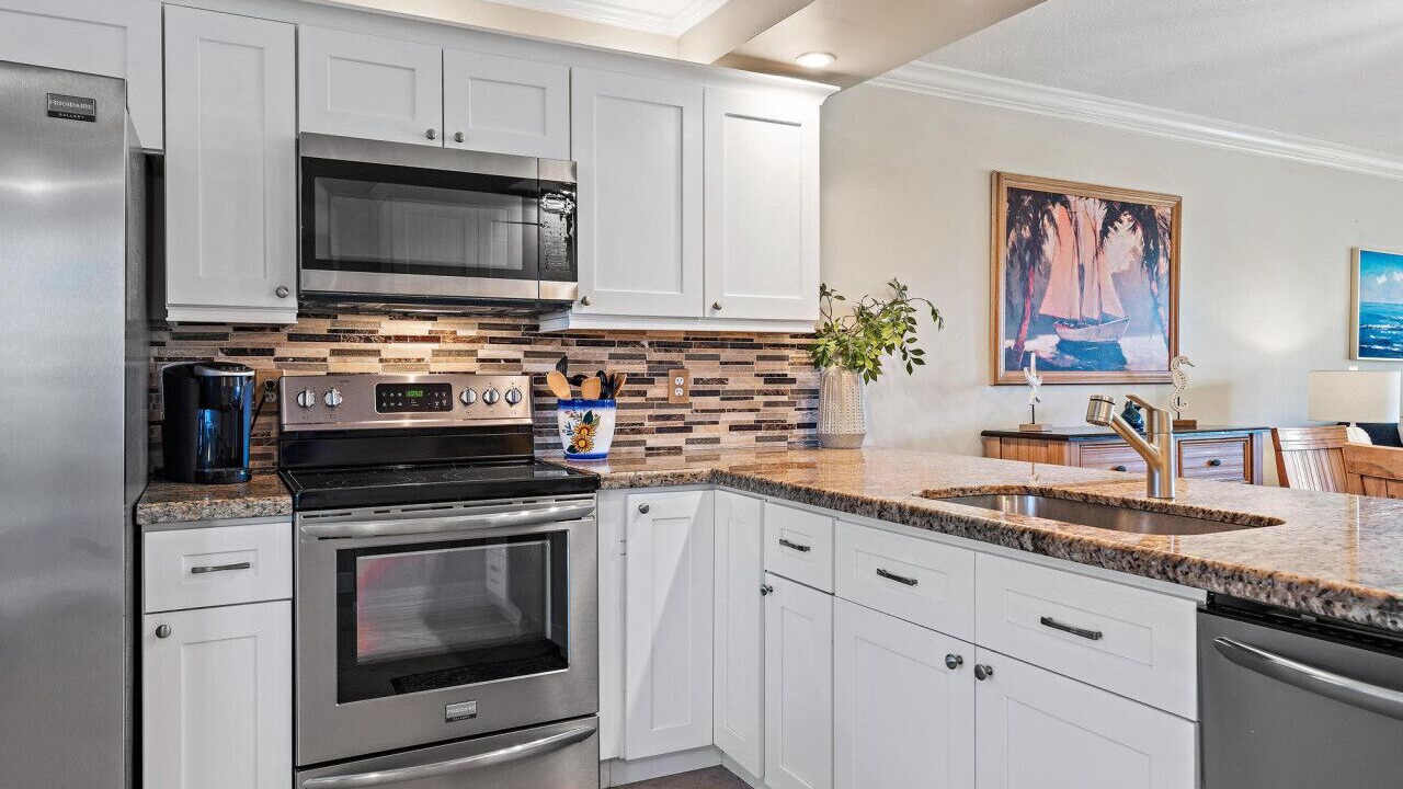 Photo of Kitchen in Jupiter Bay