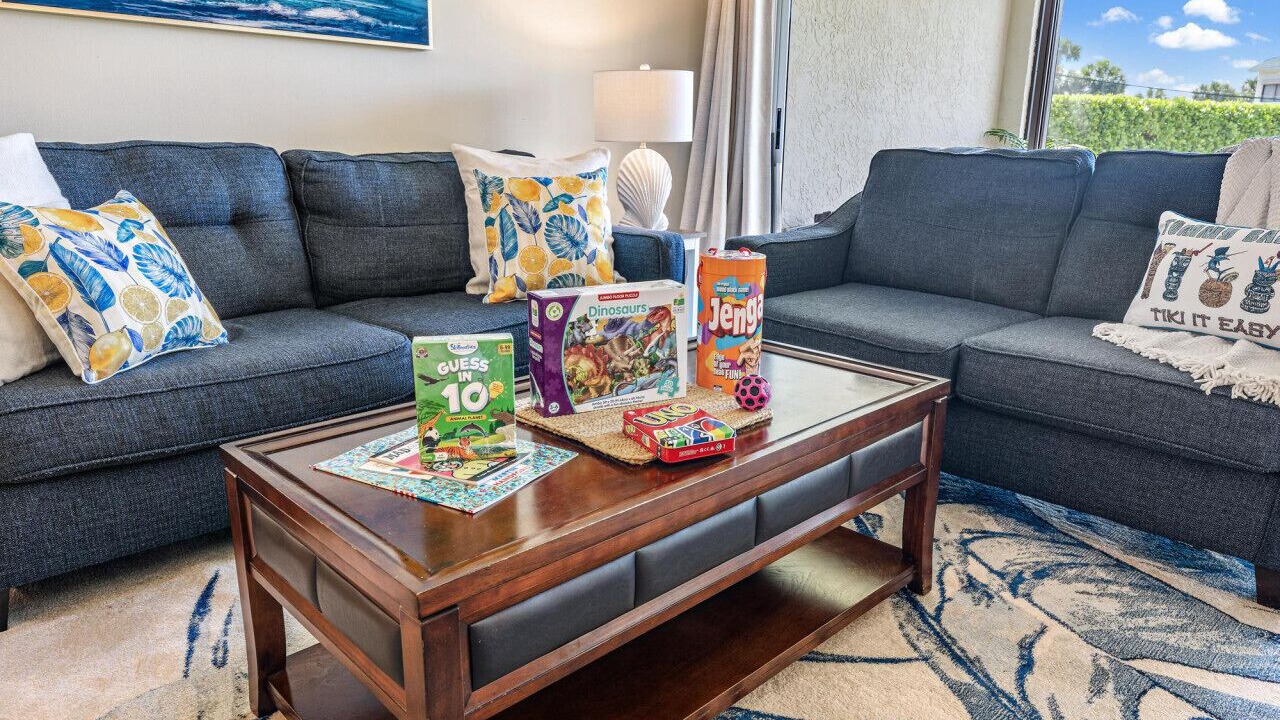 Photo of Livingroom in Jupiter Bay
