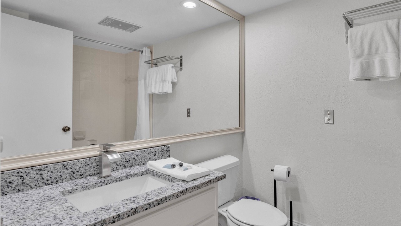 Photo of Bathroom in Wesley Chapel