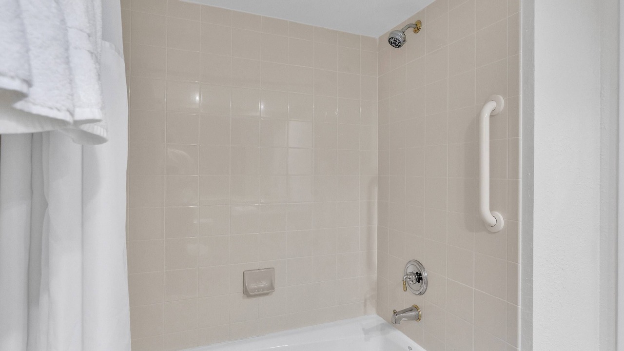 Photo of Bathroom in Wesley Chapel