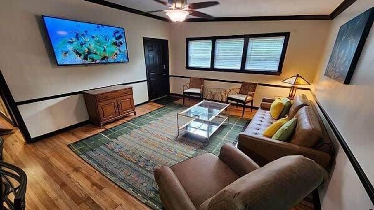 Photo of Livingroom in Tallahassee