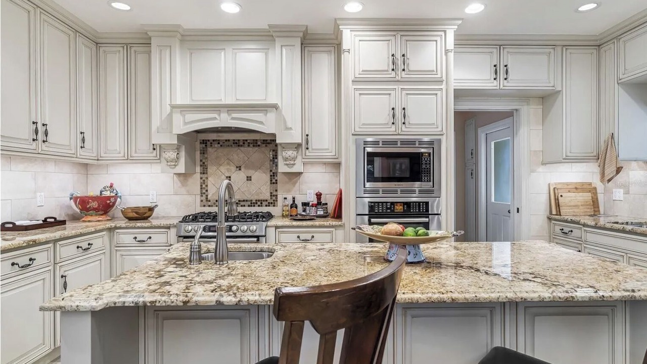 Photo of Kitchen in Lake Wales