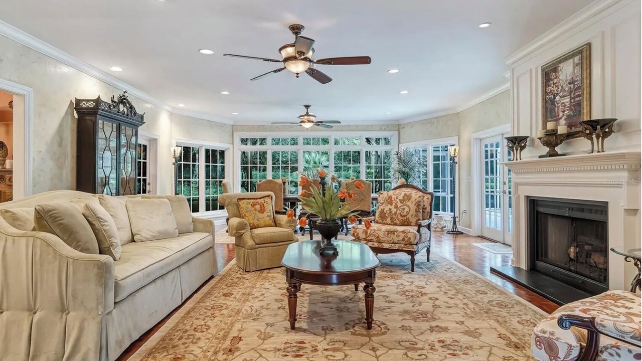 Photo of Livingroom in Lake Wales