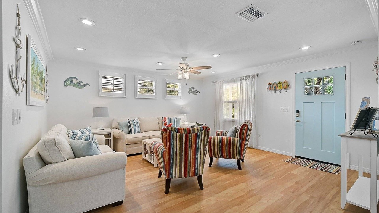 Photo of Bedroom in River District