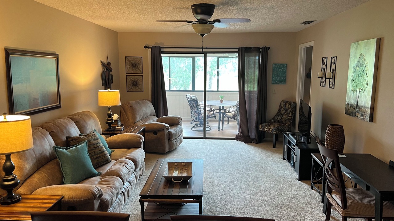 Photo of Livingroom in Nichols