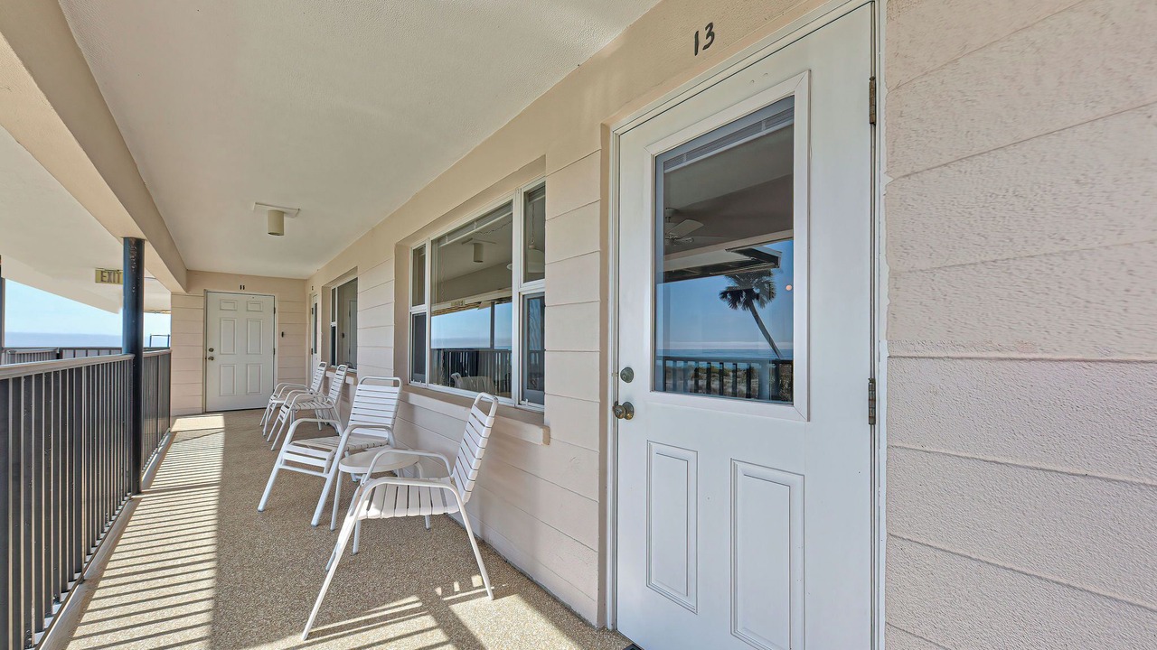 Photo of Patio Balcony in Golden Beach