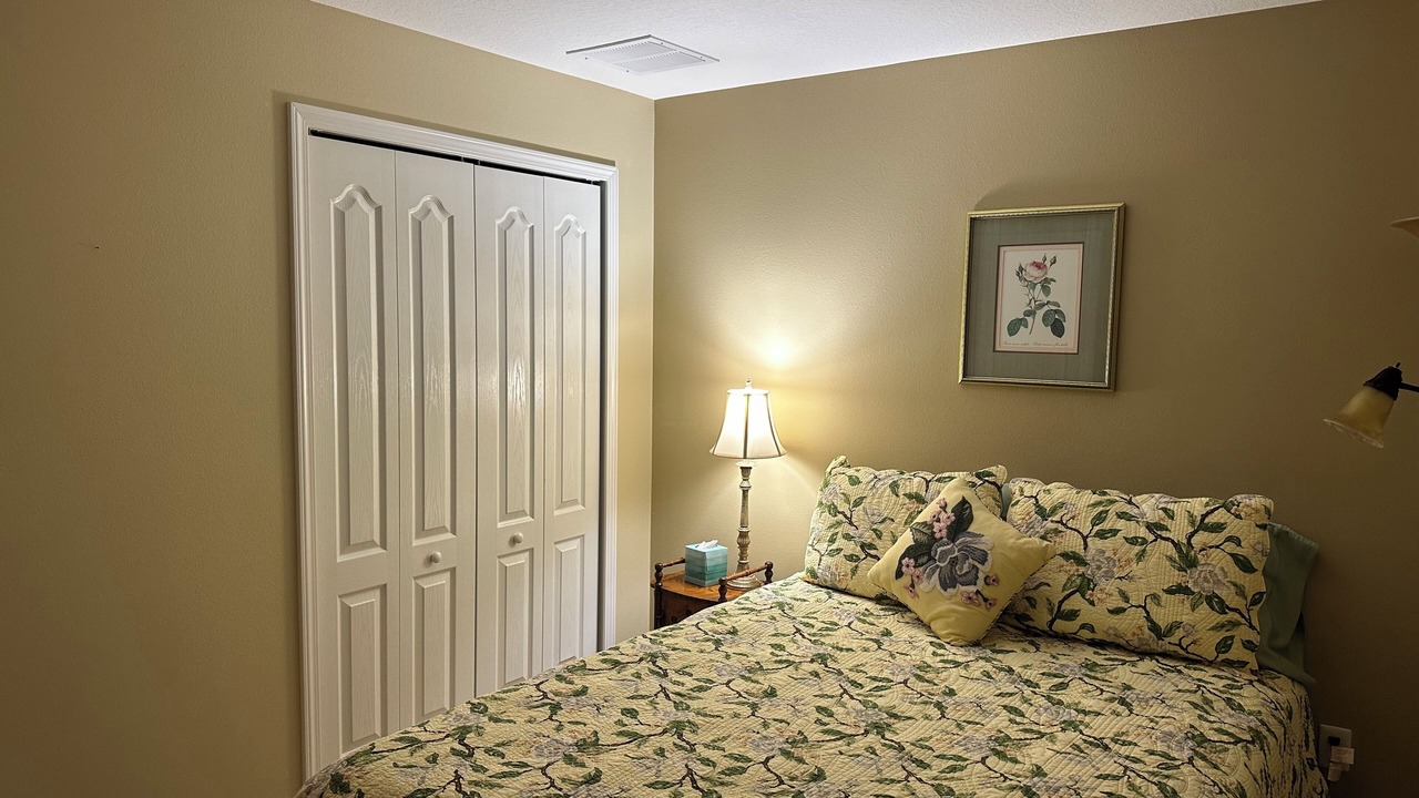 Photo of Bedroom in Lakeland