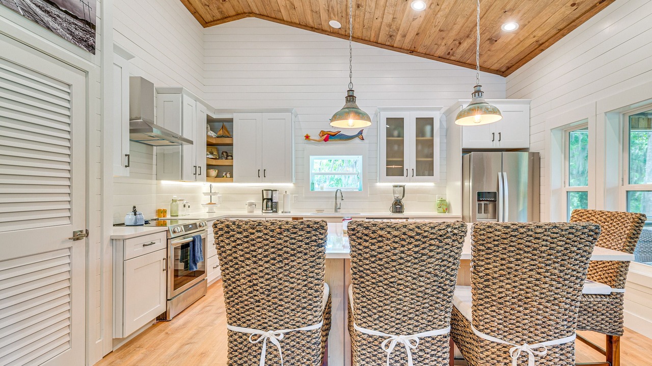 Photo of Kitchen in Yankeetown