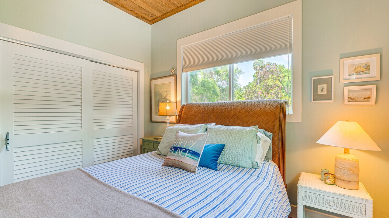 Photo of Bedroom in Yankeetown
