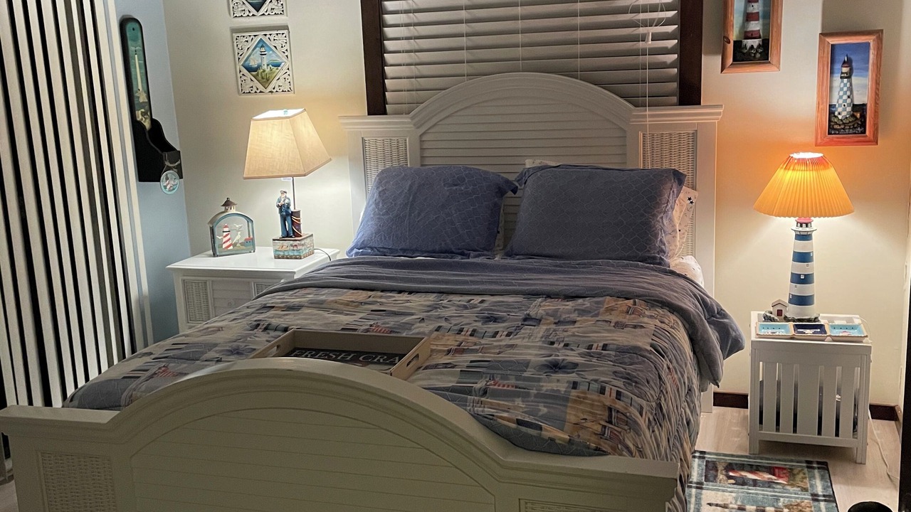 Photo of Bedroom in Big Pine Key