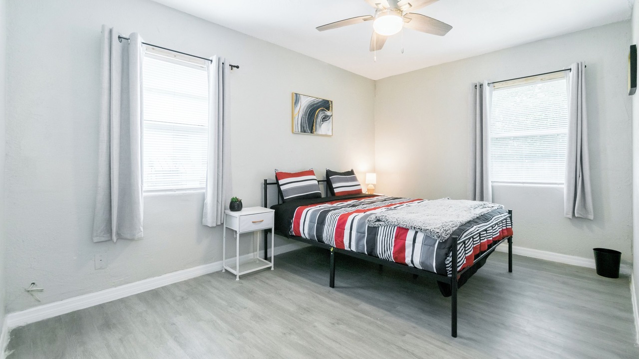 Photo of Bedroom in Riverview