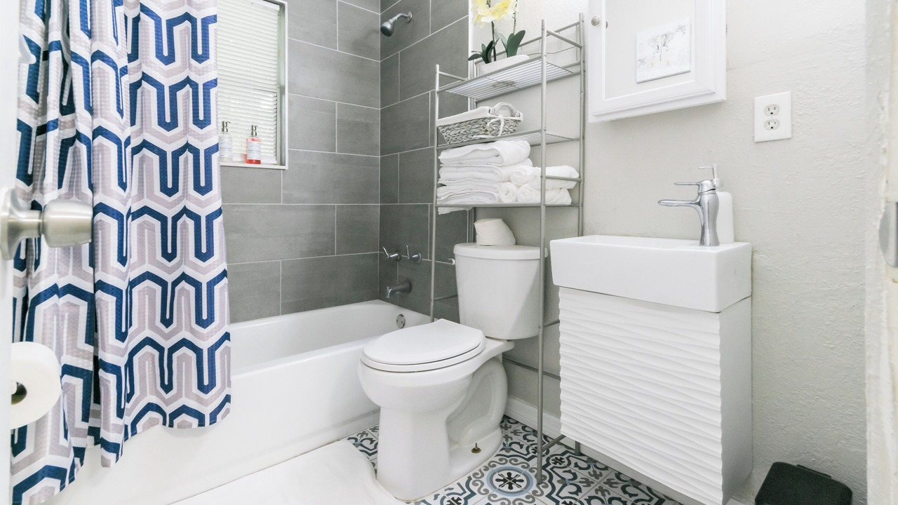 Photo of Bathroom in Riverview